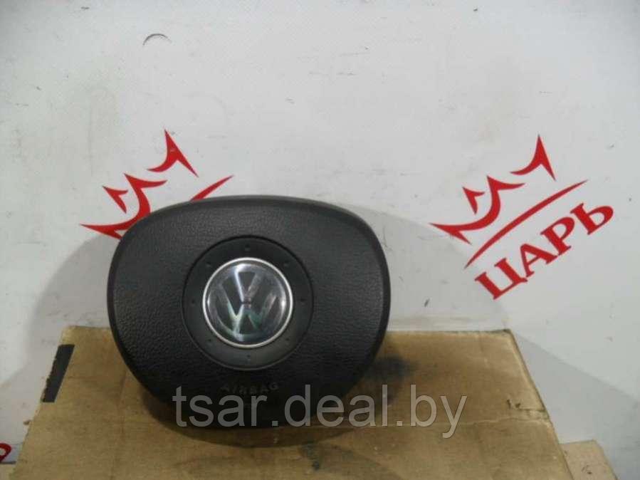 Подушка безопасности водителя Volkswagen Touran 1 (1T0880201) - фото 1 - id-p151187918