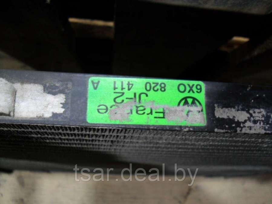 Радиатор кондиционера Volkswagen Polo 3 (6X0820411A) - фото 2 - id-p137725201