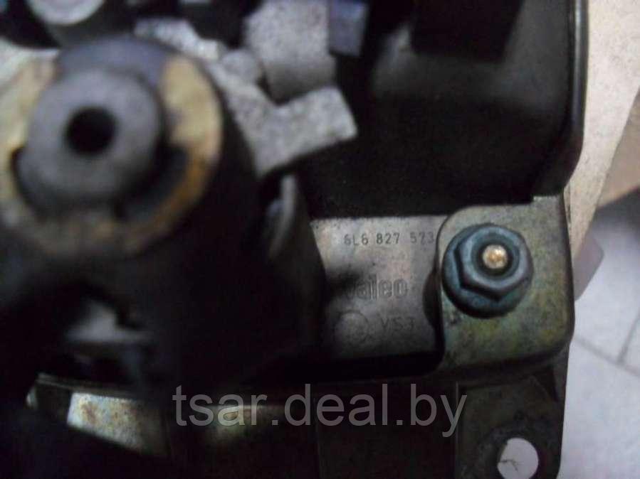 Ручка крышки багажника Seat Ibiza 3 (6L6827573B) - фото 3 - id-p147199330