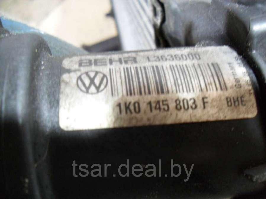 Интеркулер Volkswagen Golf 5 (1K0145803F) - фото 4 - id-p137725320