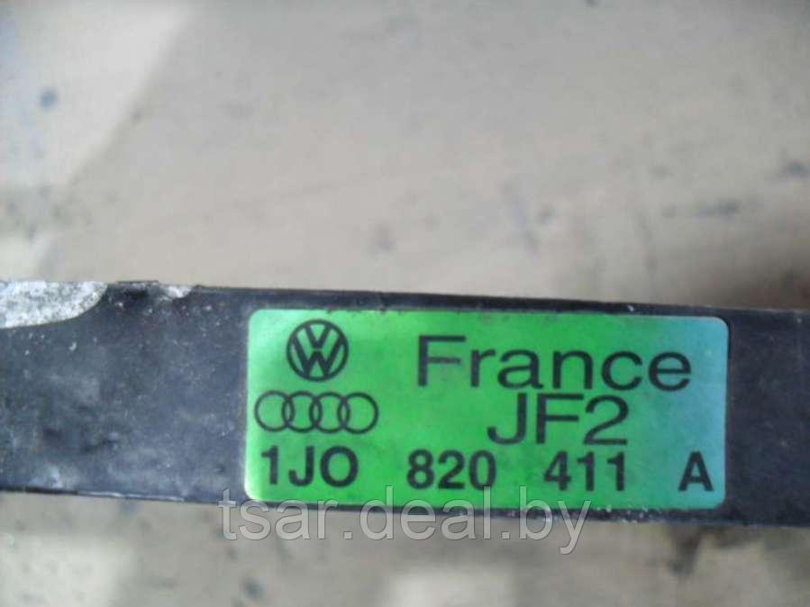 Радиатор кондиционера Volkswagen Golf 4 (1J0820411A) - фото 3 - id-p137725360