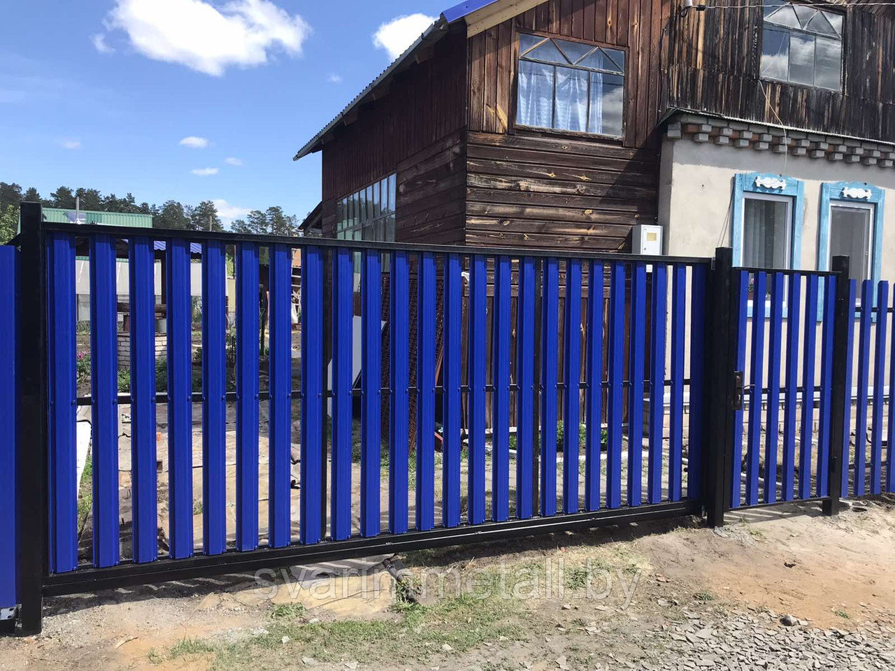 Откатные ворота, из евроштакетника, синий