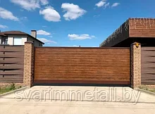 Откатные ворота, с металлосайдингом, коричневый/под дерево