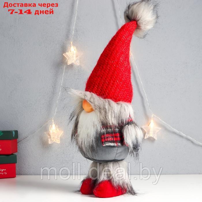 Кукла интерьерная "Дед Мороз в красном колпаке с меховой бомбошкой" 45х18х11 см - фото 3 - id-p210918259