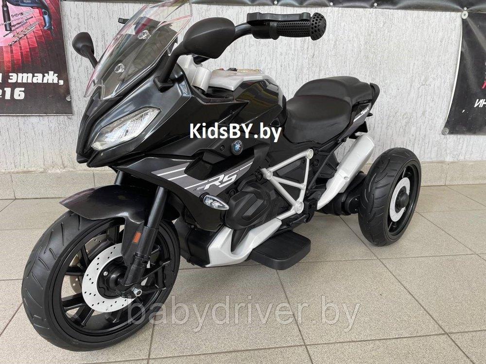 Детский электротрицикл RiverToys Z333ZZ (черный)