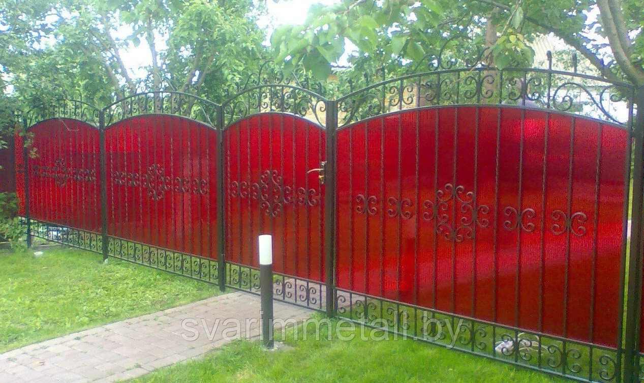 Забор сварной, с элементами ковки (с ковкой), с поликарбонатом, черный - фото 8 - id-p211193484