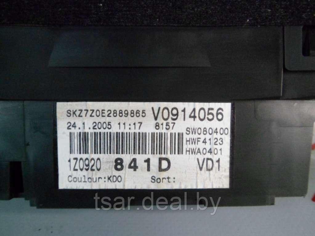 Щиток приборов (приборная панель) Skoda Octavia A5 (1Z0920841D) - фото 5 - id-p211205099