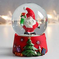 Снежный шар «Дед Мороз с подарком»