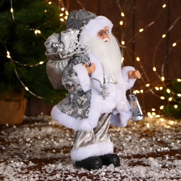 Дед Мороз "В костюме с пайетками и с фонарём" 30 см, серебро - фото 2 - id-p211274634