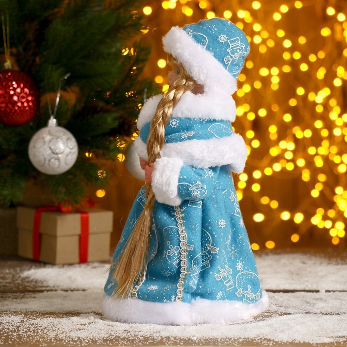Снегурочка "Голубая шубка, с посохом" с подсветкой, двигается 30 см - фото 2 - id-p211274637