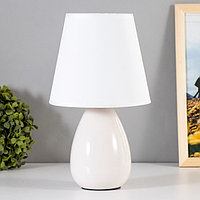 Настольная лампа "Джина" E14 40Вт белый 18х18х29 см