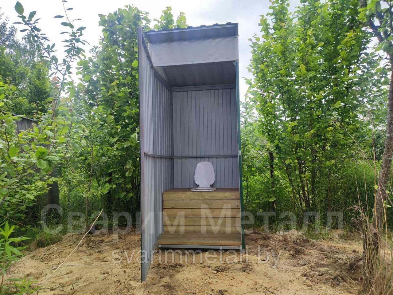 Туалет дачный, из профлиста (профнастила), зеленый