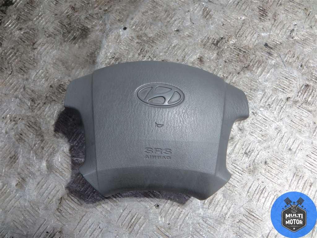 Подушка безопасности водителя HYUNDAI TERRACAN (2001-2006) 2.9 CRDi J3 - 150 Лс 2004 г. - фото 1 - id-p211404415