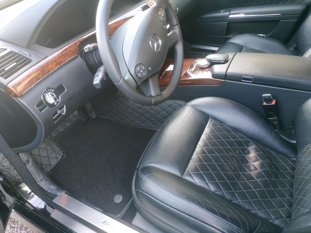 Коврики в салон Mercedes-Benz GLE-Class I(W166) 2015-2018 Эко-Кожа Ромб .(цвет Черные с черной ниткой+ворс - фото 8 - id-p211406517