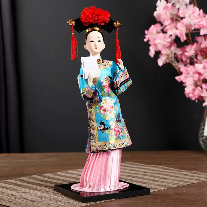 Кукла коллекционная "Китаянка в национальном платье с письмом" 32х12,5х12,5 см - фото 1 - id-p211524033