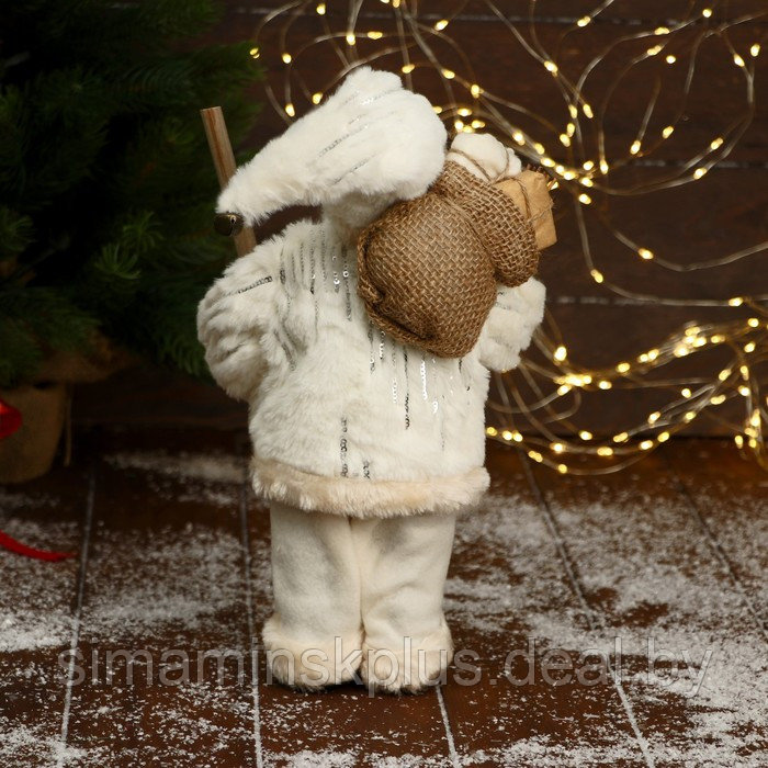 Дед Мороз "В белой шубе, кофте ромбик, с посохом и подарками" 16х30 см - фото 3 - id-p211542925