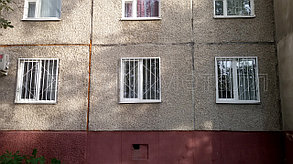 Решетки на окно, из металла, белый цвет