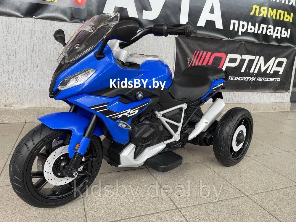 Детский электротрицикл RiverToys Z333ZZ (синий) - фото 1 - id-p210937744