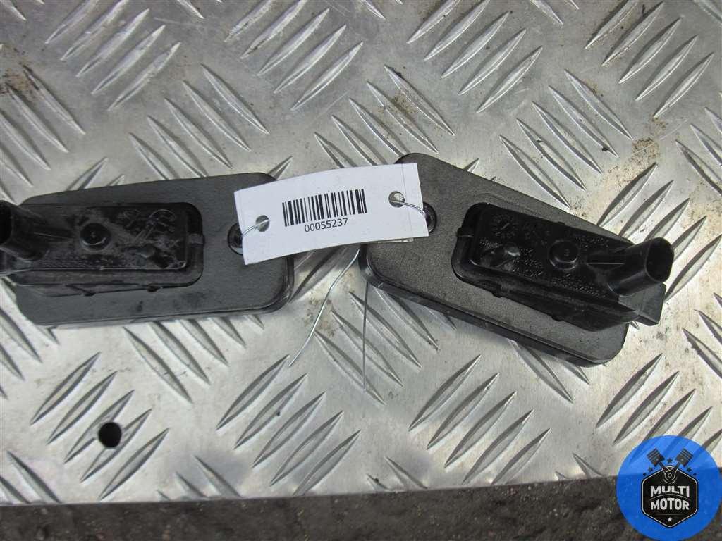 Подсветка номера JEEP Cherokee KL (2013-2023) 2.0 CRDi 2019 г. - фото 2 - id-p211691667