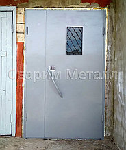 Металлические двери, цвет серый