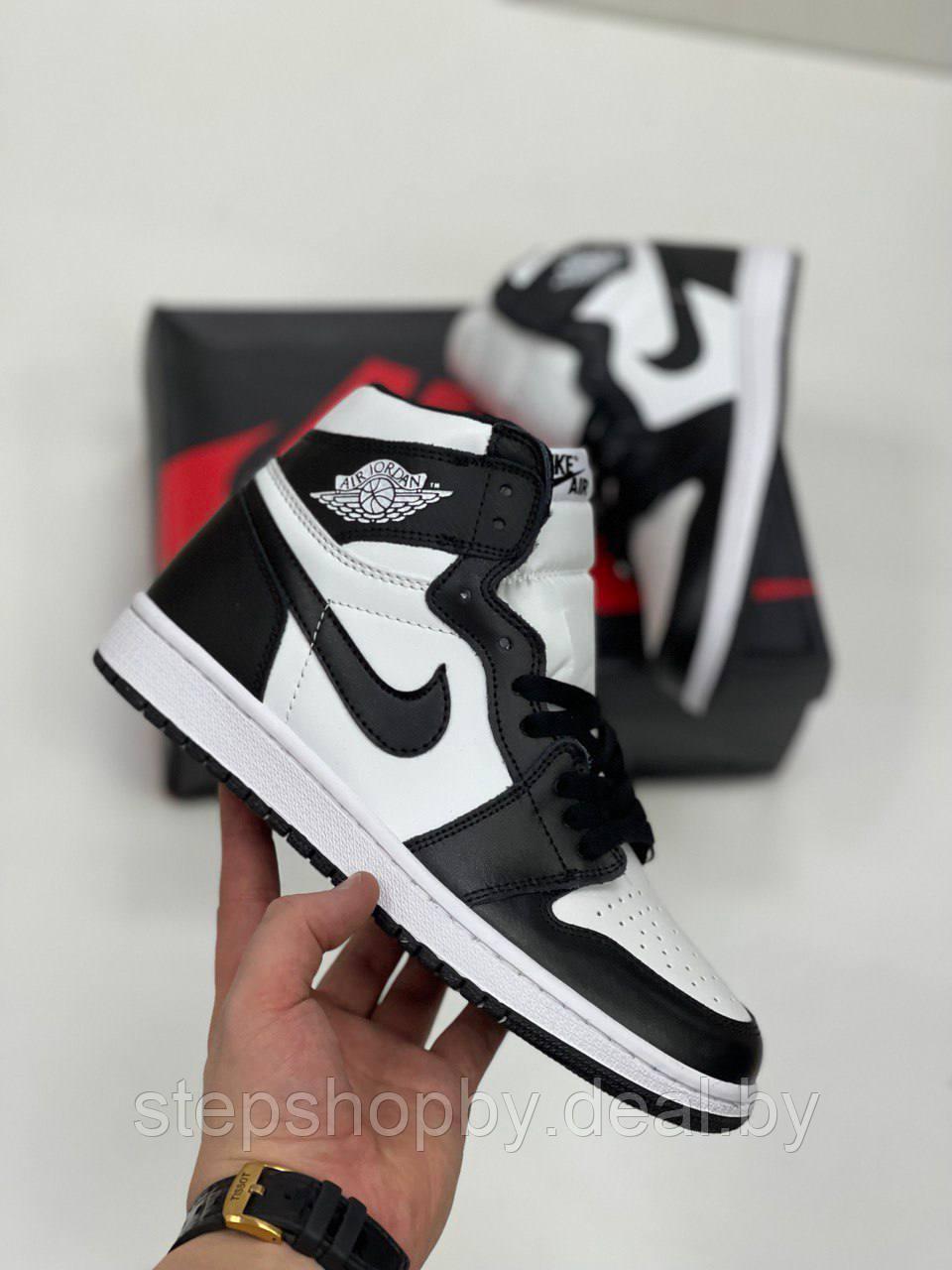 Кроссовки Nike Air Jordan 1 Retro High OG Black White размер 42 39 - фото 1 - id-p181092358