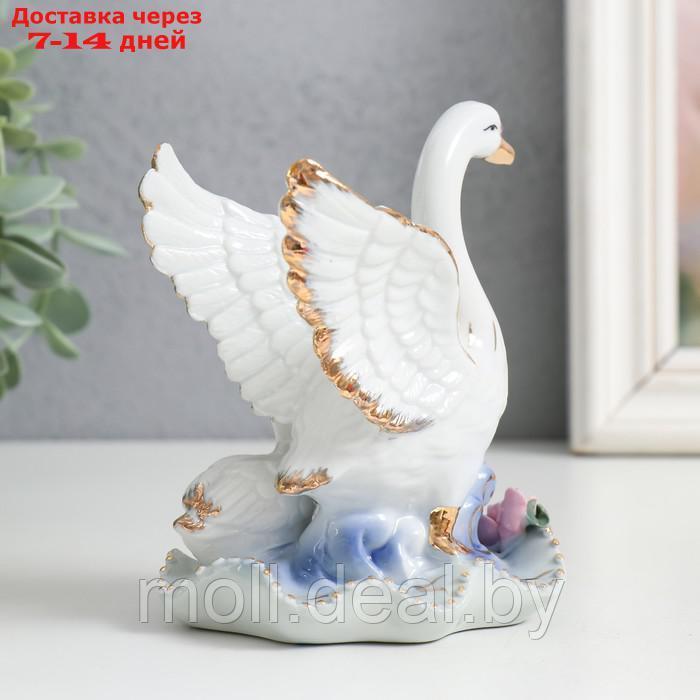 Сувенир керамика "Лебедь с малышом, с розами" 11 см - фото 3 - id-p211705500