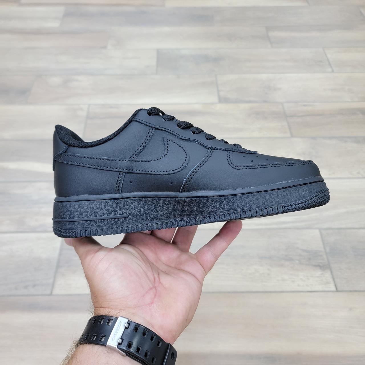 Кроссовки Nike Air Force 1 Low Triple Black - фото 2 - id-p25391735