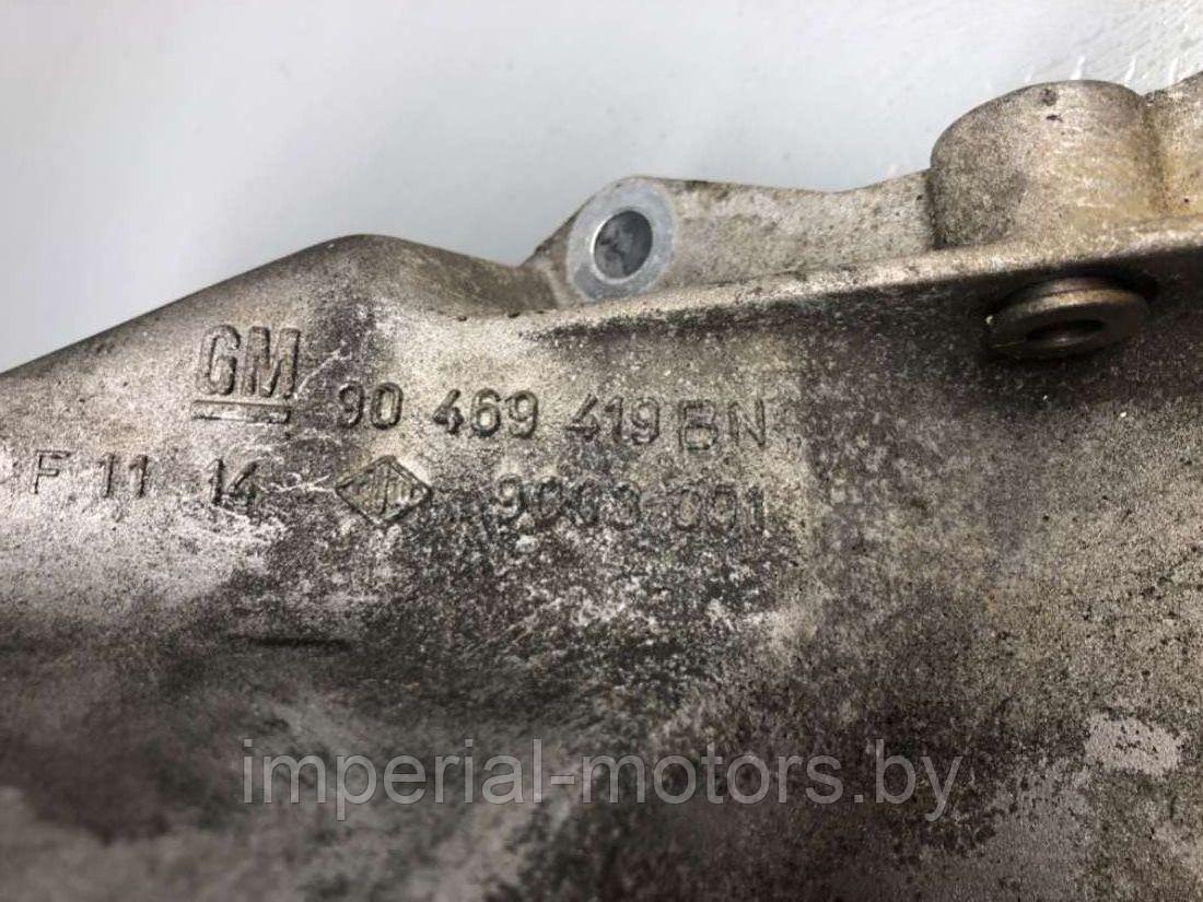 Кронштейн компрессора кондиционера Opel Omega B - фото 4 - id-p211960157