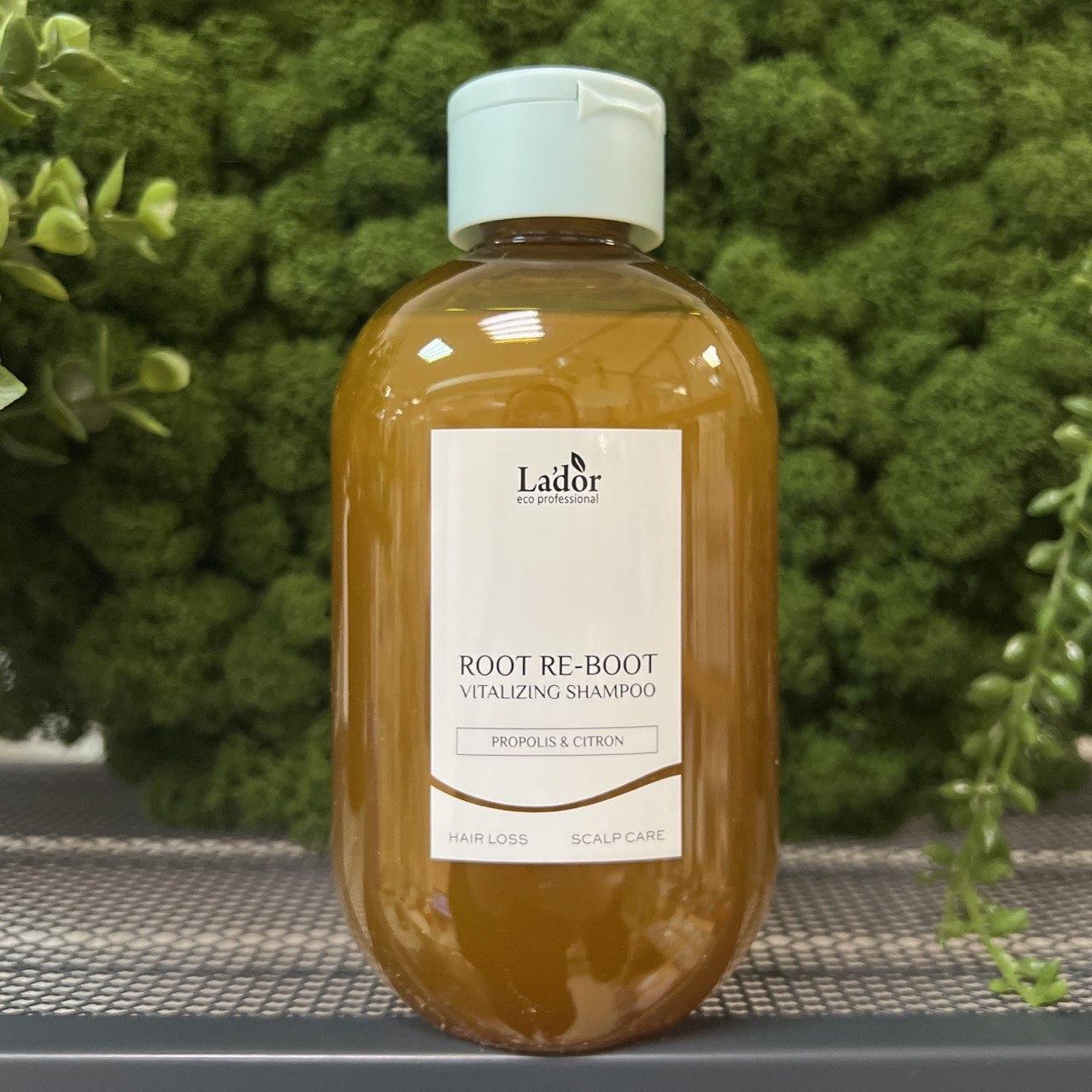 Шампунь для сухой кожи головы с прополисом Lador Root Re-Boot Vitalizing Shampoo Propolis & Citron - 300 мл