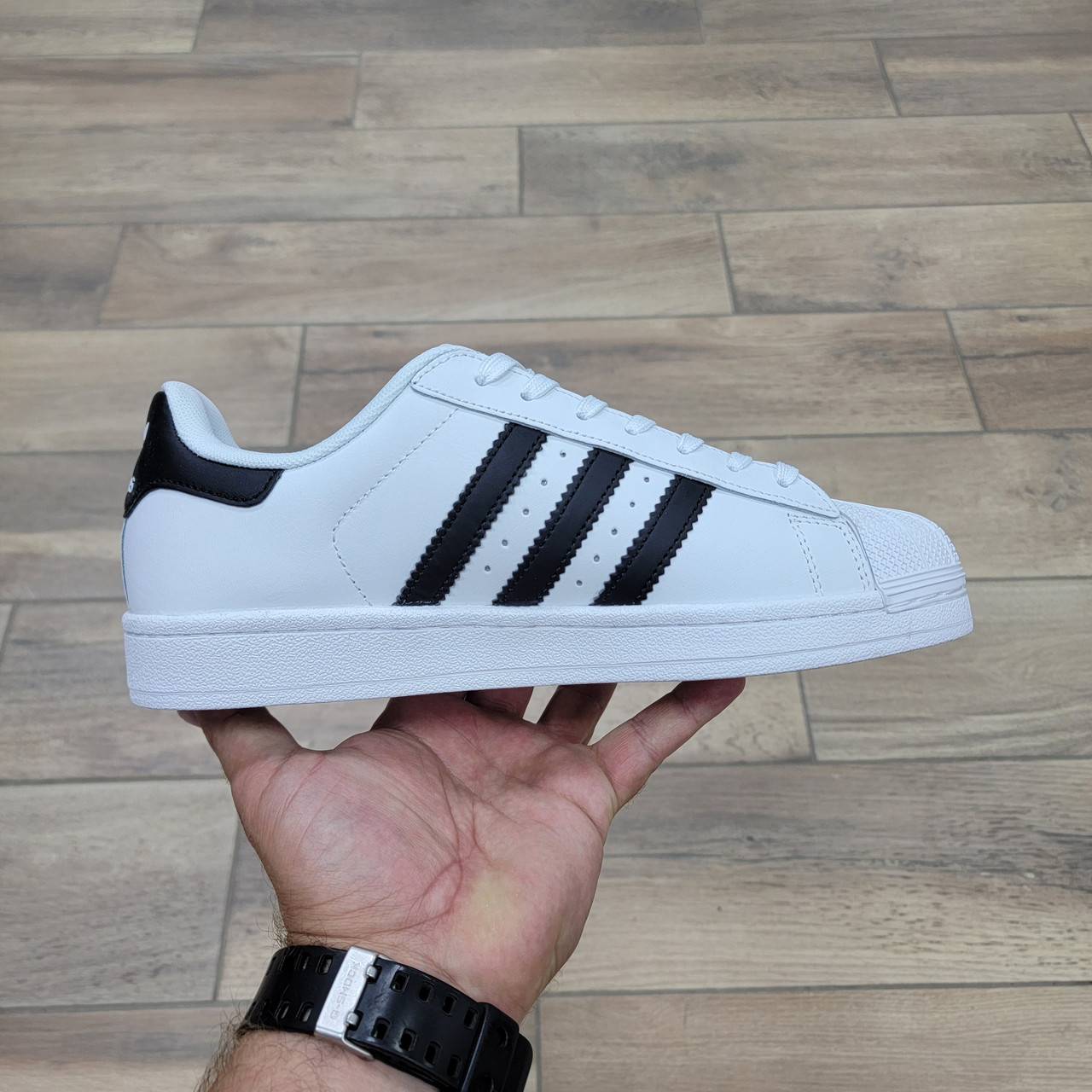 White old school store adidas