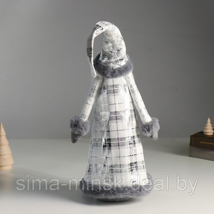 Кукла интерьерная "Дед Мороз в сером кафтане в клетку" с серебром 16х13х60 см - фото 3 - id-p212125046