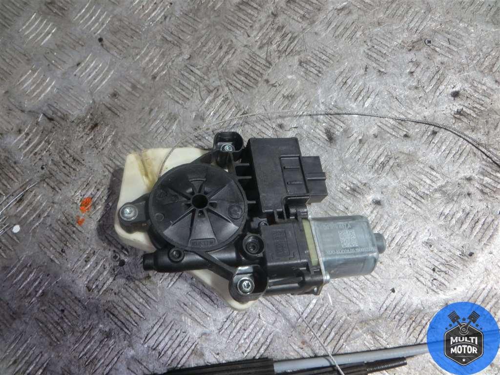 Моторчик стеклоподъемника задний левый SEAT Leon 3 (2012-2023) 1.5 TFSI DAD 2019 г. - фото 2 - id-p212275832