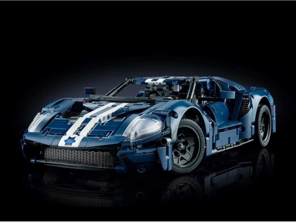 LEGO Technic 42154 2022 Ford GT