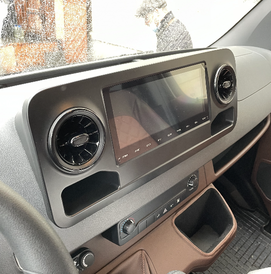 Штатное магнитола Carmedia для Mercedes-Benz Sprinter W907/910 2018+ Android 10 для оригинальных экранов 7/10 - фото 2 - id-p212323552