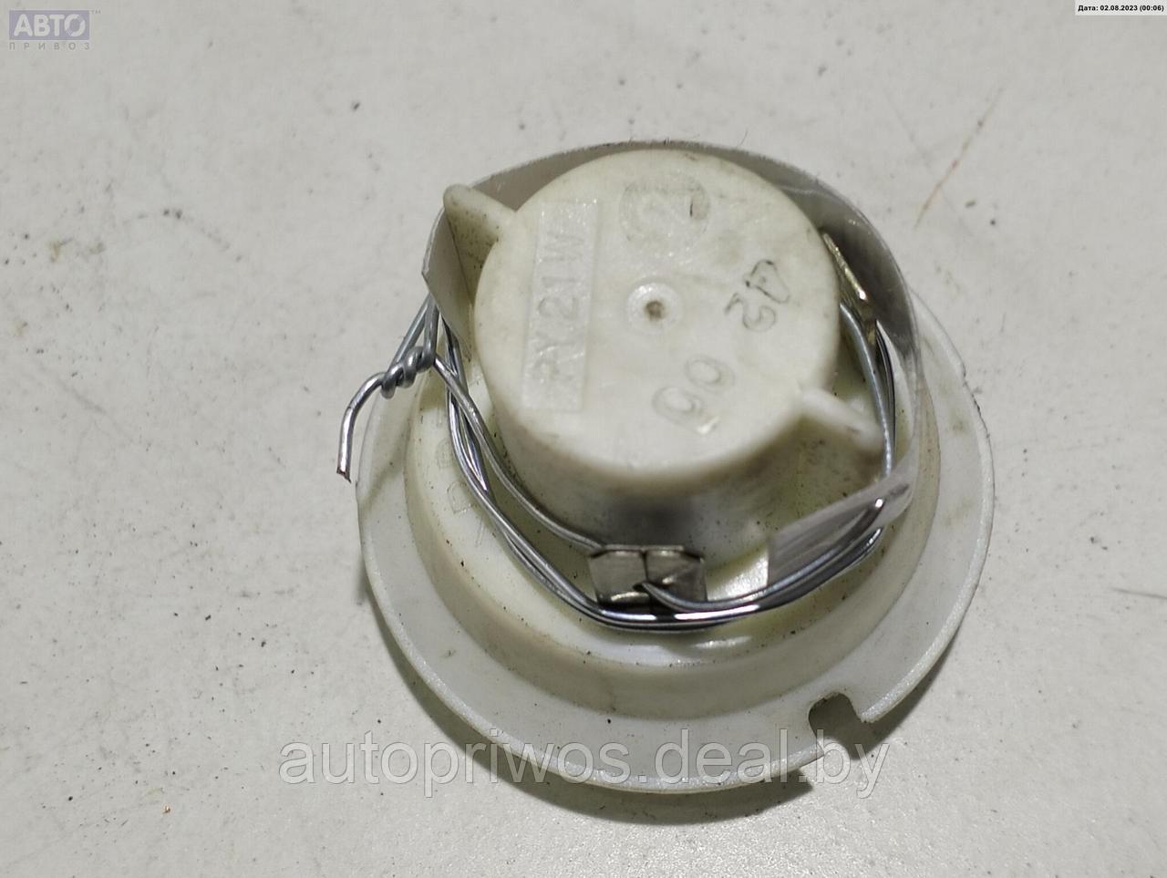 Патрон лампы указателя поворота Citroen Xsara