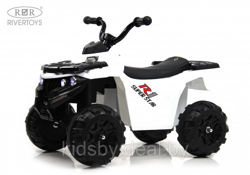 Детский электроквадроцикл RiverToys L222LL (белый) - фото 1 - id-p212672451