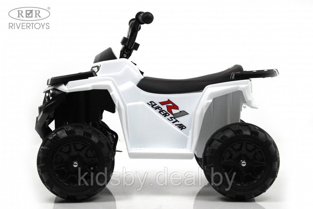 Детский электроквадроцикл RiverToys L222LL (белый) - фото 4 - id-p212672451