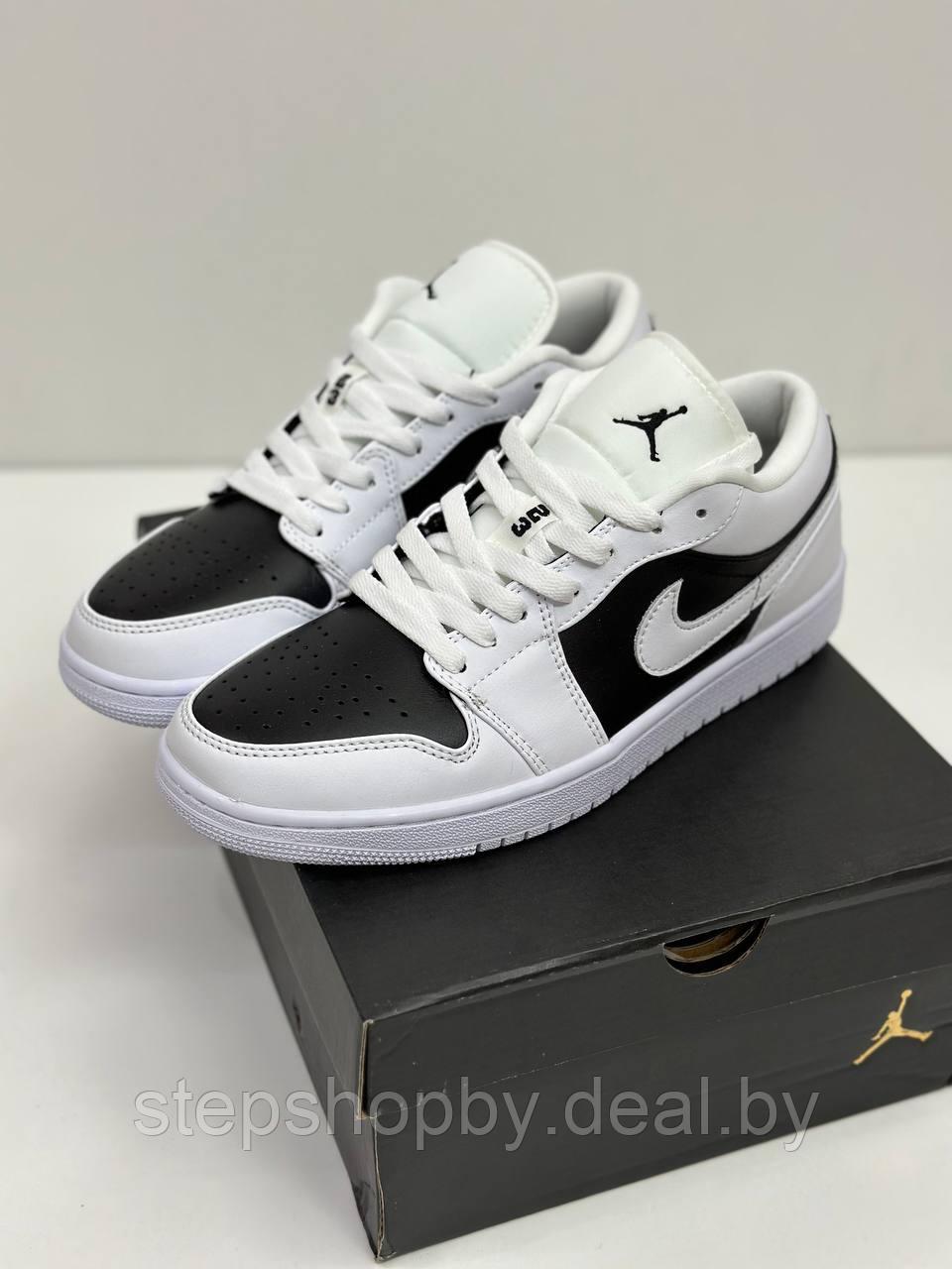 Кроссовки Nike Air Jordan 1 Low Panda - фото 2 - id-p212858845