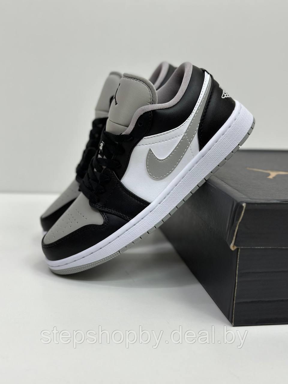Кроссовки Nike Air Jordan 1 Low Light Smoke Grey - фото 3 - id-p212859044
