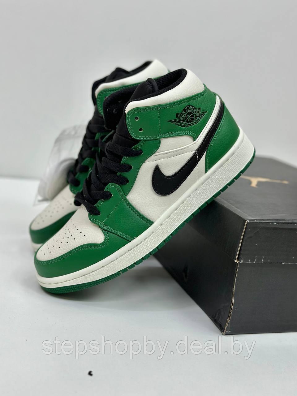 Кроссовки Nike Jordan 1 Mid Pine Green (GS) - фото 2 - id-p212859071