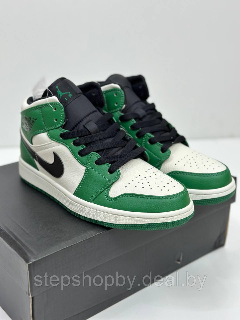 Кроссовки Nike Jordan 1 Mid Pine Green (GS) - фото 3 - id-p212859071