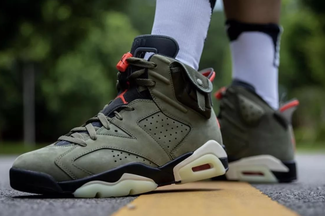 Баскетбольные кроссовки NIKE AIR JORDAN 6 RETRO SP TRAVIS SCOTT