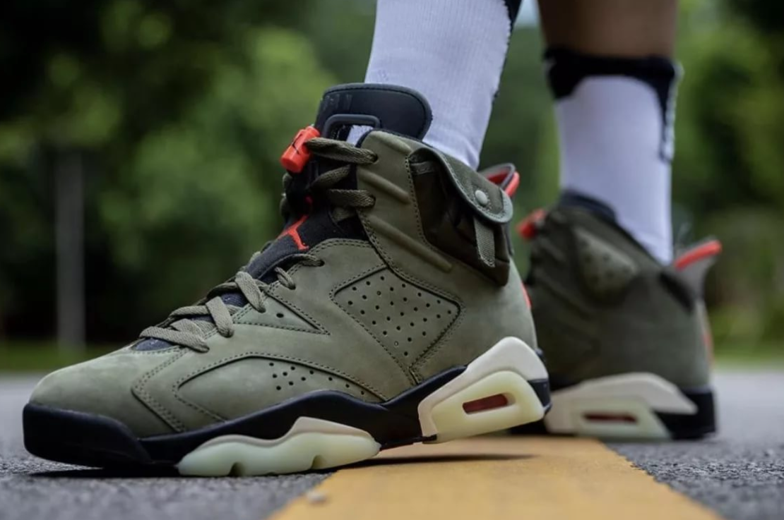 Баскетбольные кроссовки NIKE AIR JORDAN 6 RETRO SP TRAVIS SCOTT - фото 1 - id-p213038345