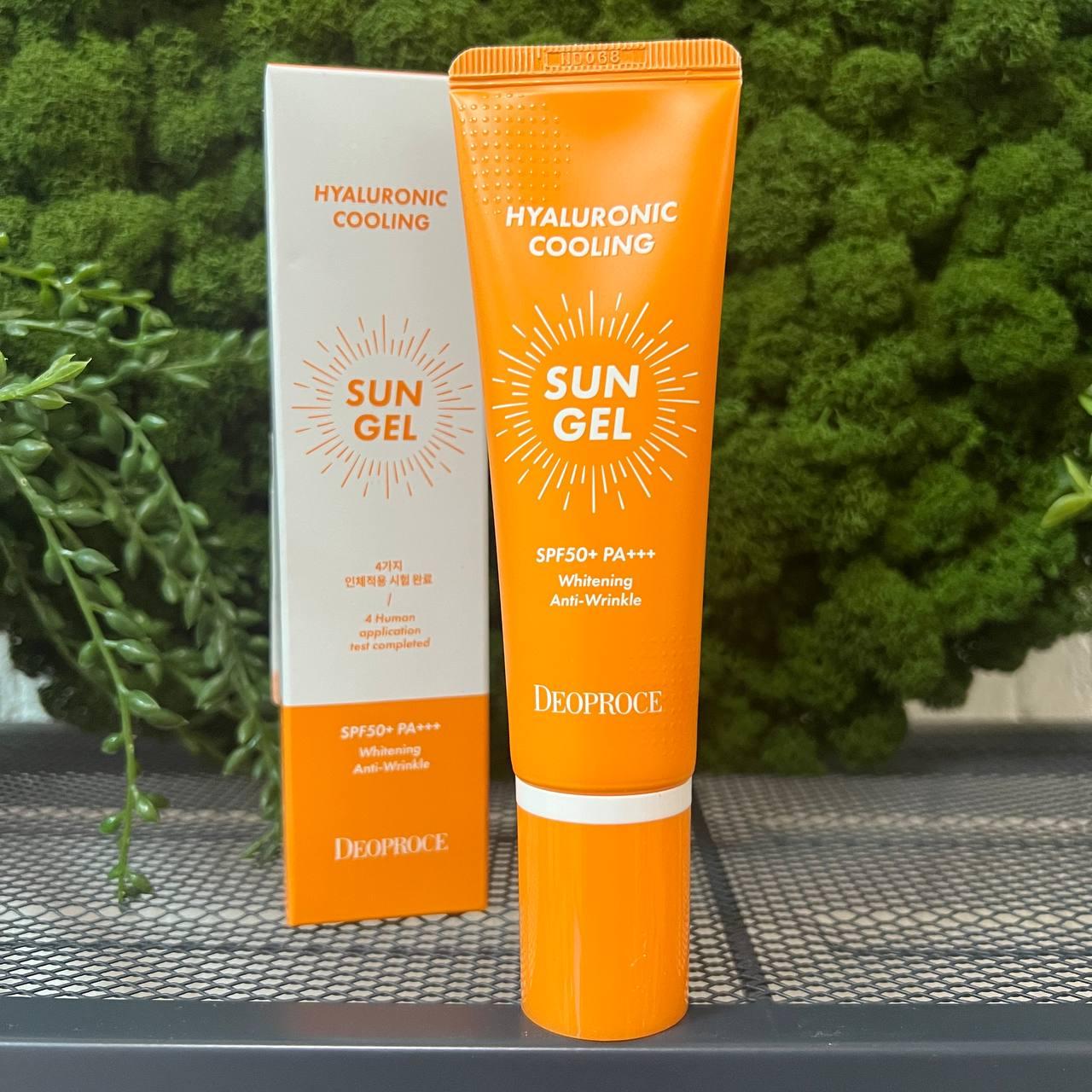 Солнцезащитный гель с гиалуроновой кислотой DEOPROCE Hyaluronic Cooling Sun Gel SPF50+/PA+++ 50гр