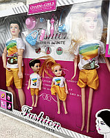 Набор кукол "Семья: кукла мама, папа, сын и дочка", арт. ZHF110