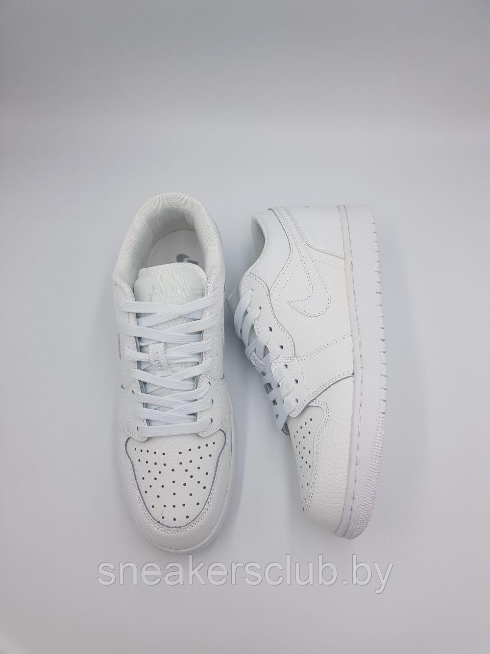 Кроссовки мужские Nike Air Jordan 1 Low/белые/повседневные - фото 6 - id-p209769039