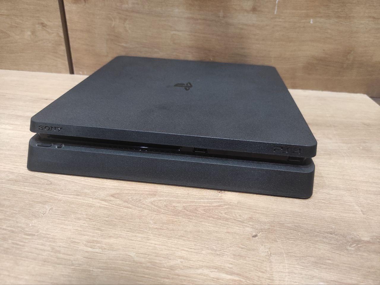 Приставка PlayStation 4 Slim 500 GB - фото 1 - id-p213206126
