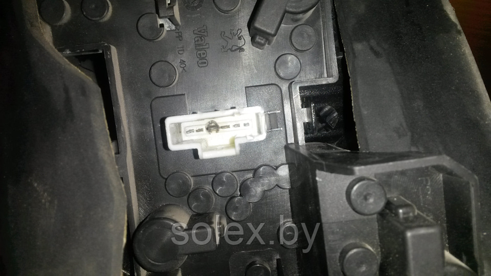Фишка 6-pin реостат управления вентилятором для Renault и PSA, заднего фонаря peugeot 308 - фото 5 - id-p121081194