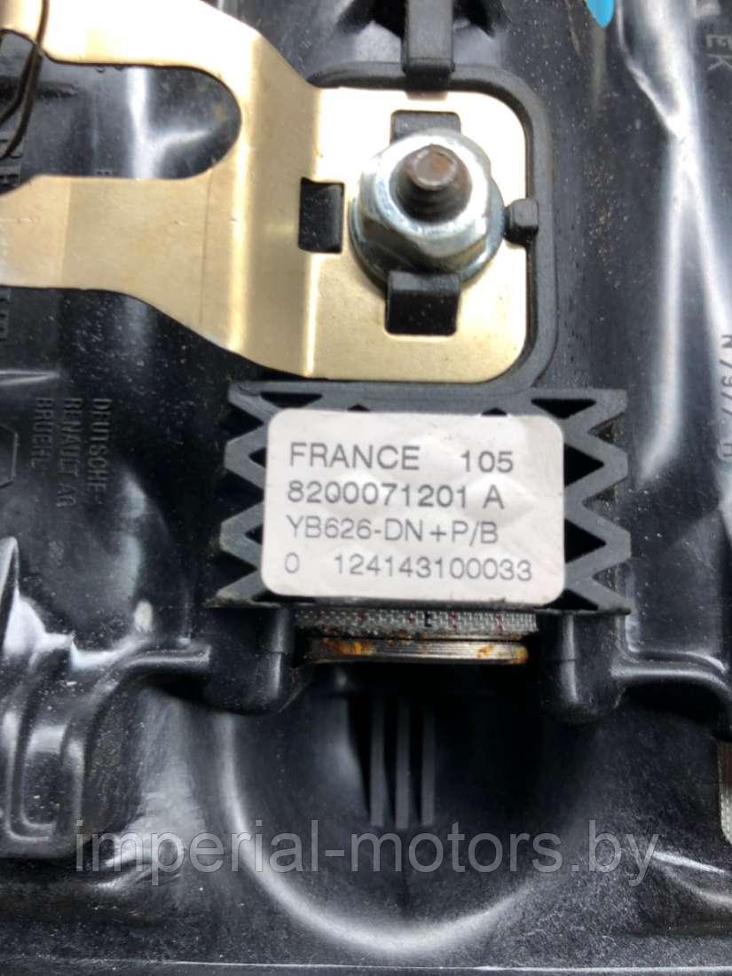 Подушка безопасности водителя Renault Laguna 2 - фото 2 - id-p213241662