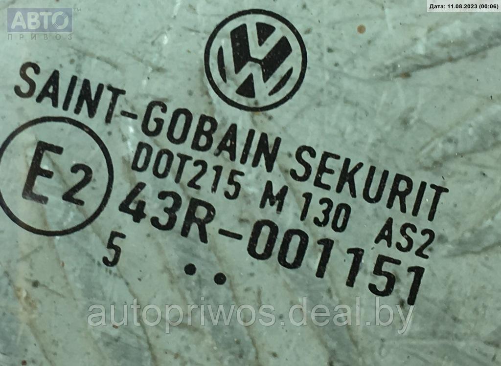 Стекло кузовное боковое заднее левое Volkswagen Fox - фото 2 - id-p143035922